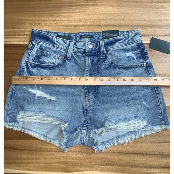 Wild Fable Junior Teens Distressed Denim High-Waisted Shorts w/ Raw Hem Size 8 - Picture 8 of 14